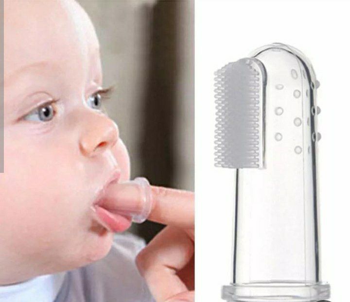 Soft and gentle gum brush for babies – Imported Chicco.