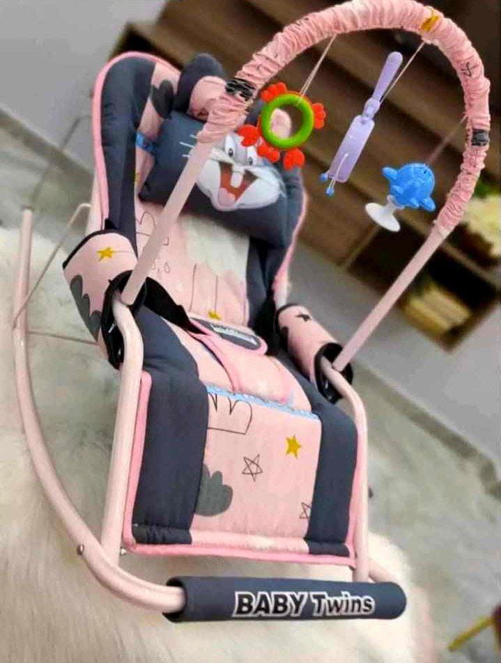 كرسي هزاز للأطفال – باونسر عملي ومريح